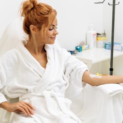 portrait-mindful-woman-sitting-armchair-closed-eyes-while-receiving-iv-infusion-with-vitamins-cosmetol 1 portrait-mindful-woman-sitting-armchair-closed-eyes-while-receiving-iv-infusion-with-vitamins-cosmetol 1